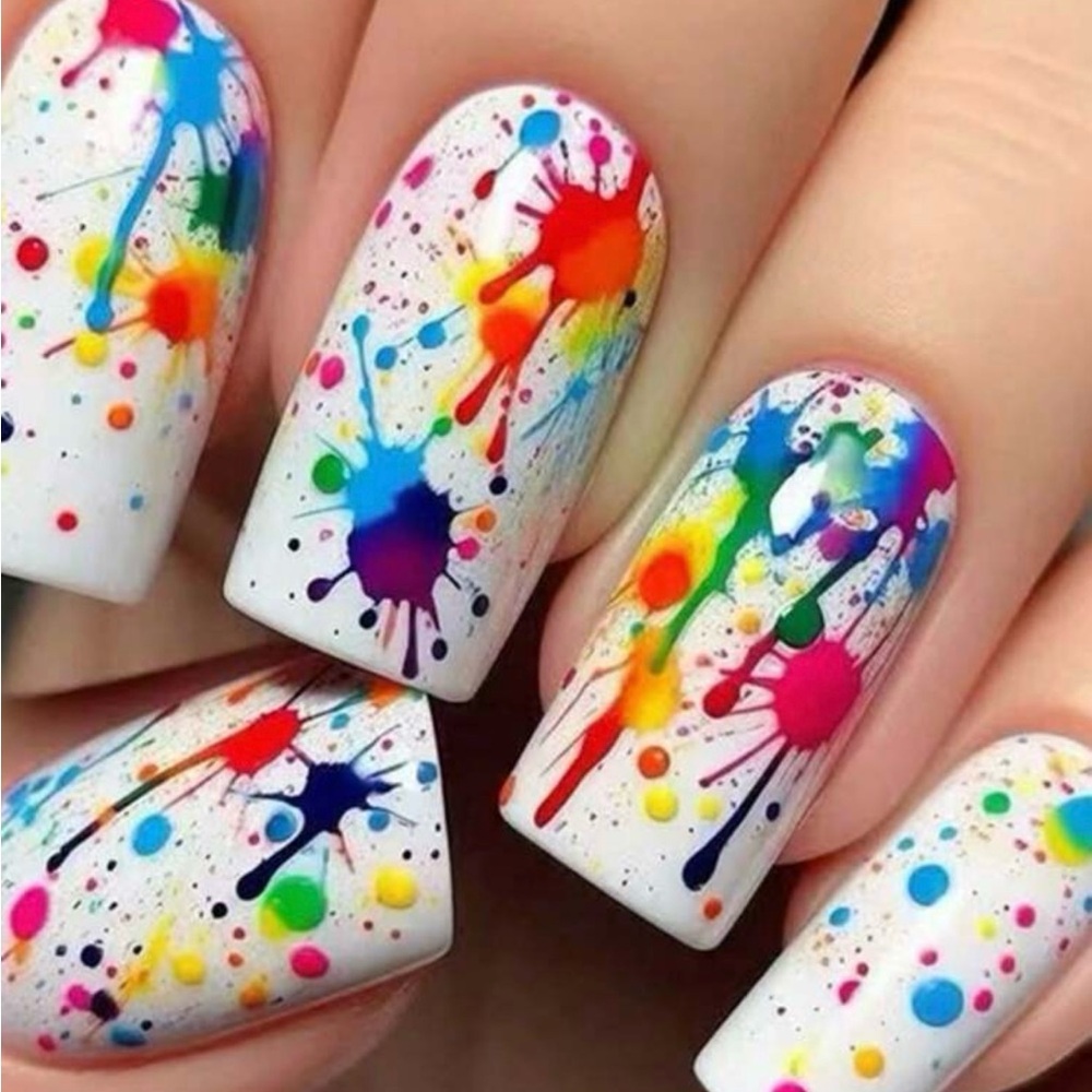 Beautiful 24pc press on nails